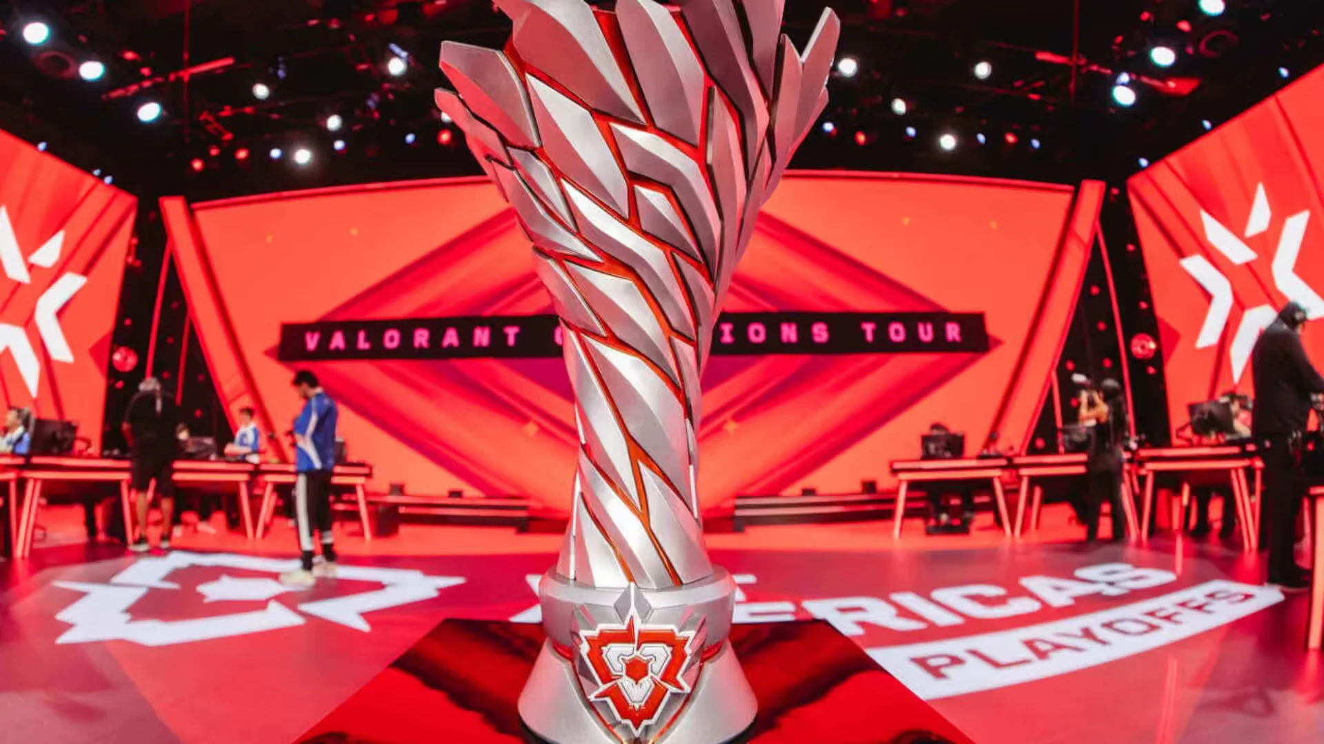 VALORANT Champions Tour trophy displayed on stage ahead of competitive play.