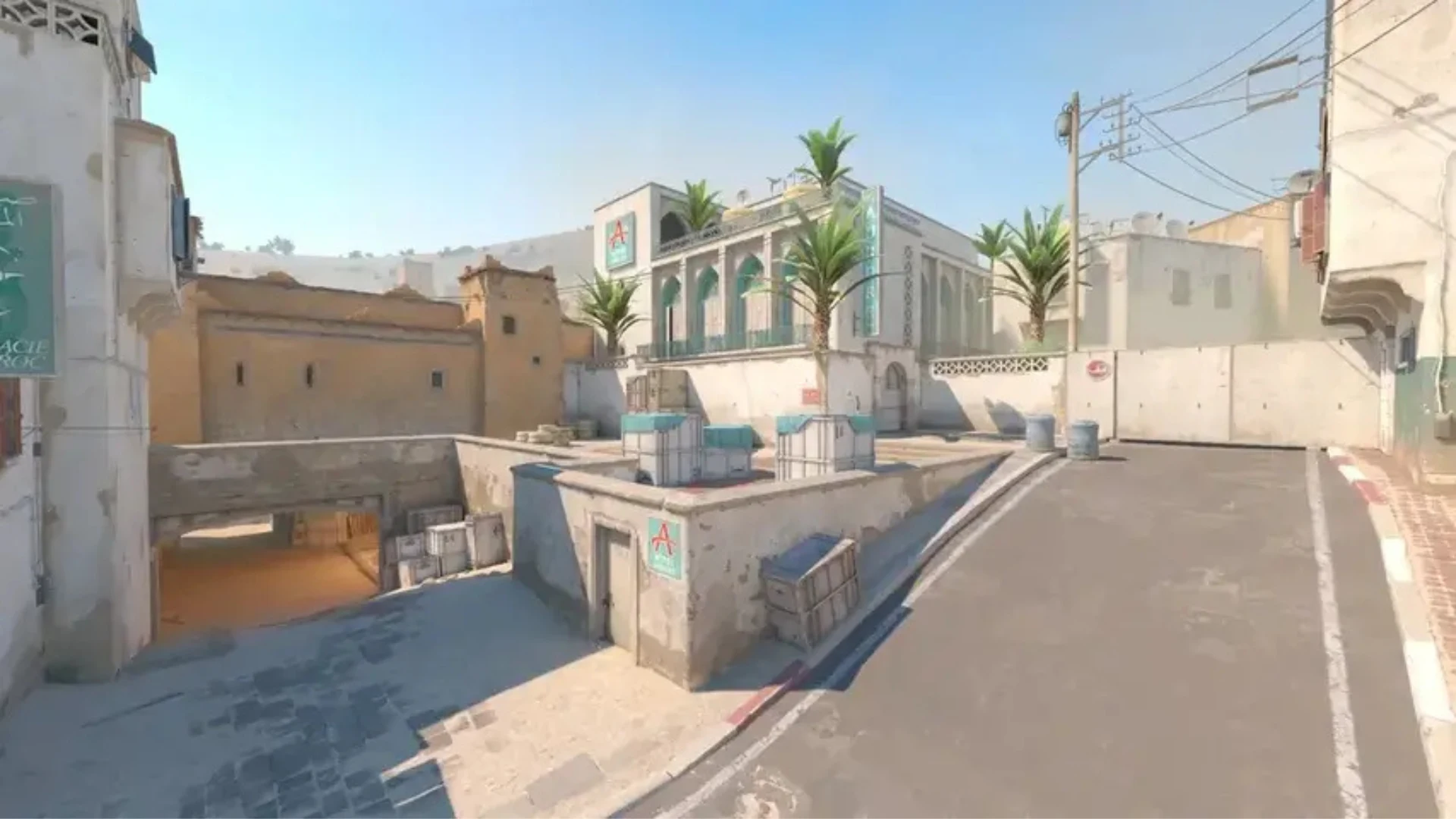 Counter-Strike map with white buildings, palm trees and an A bombsite