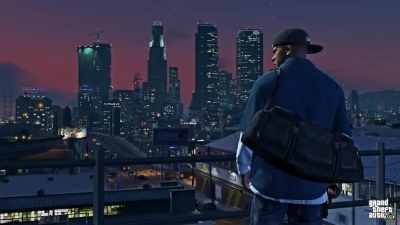 Franklin Clinton overlooks the Los Santos skyline at dusk in Grand Theft Auto V.