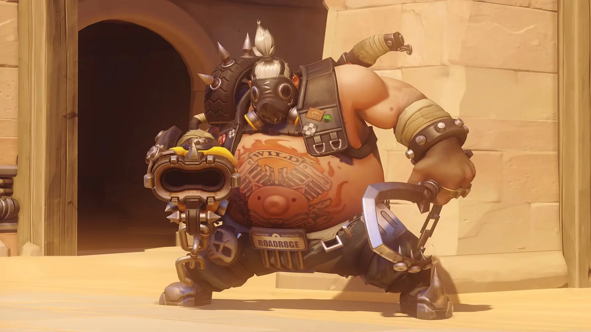 Roadhog aims his weapon in Overwatch following his Season 5 ability rework.