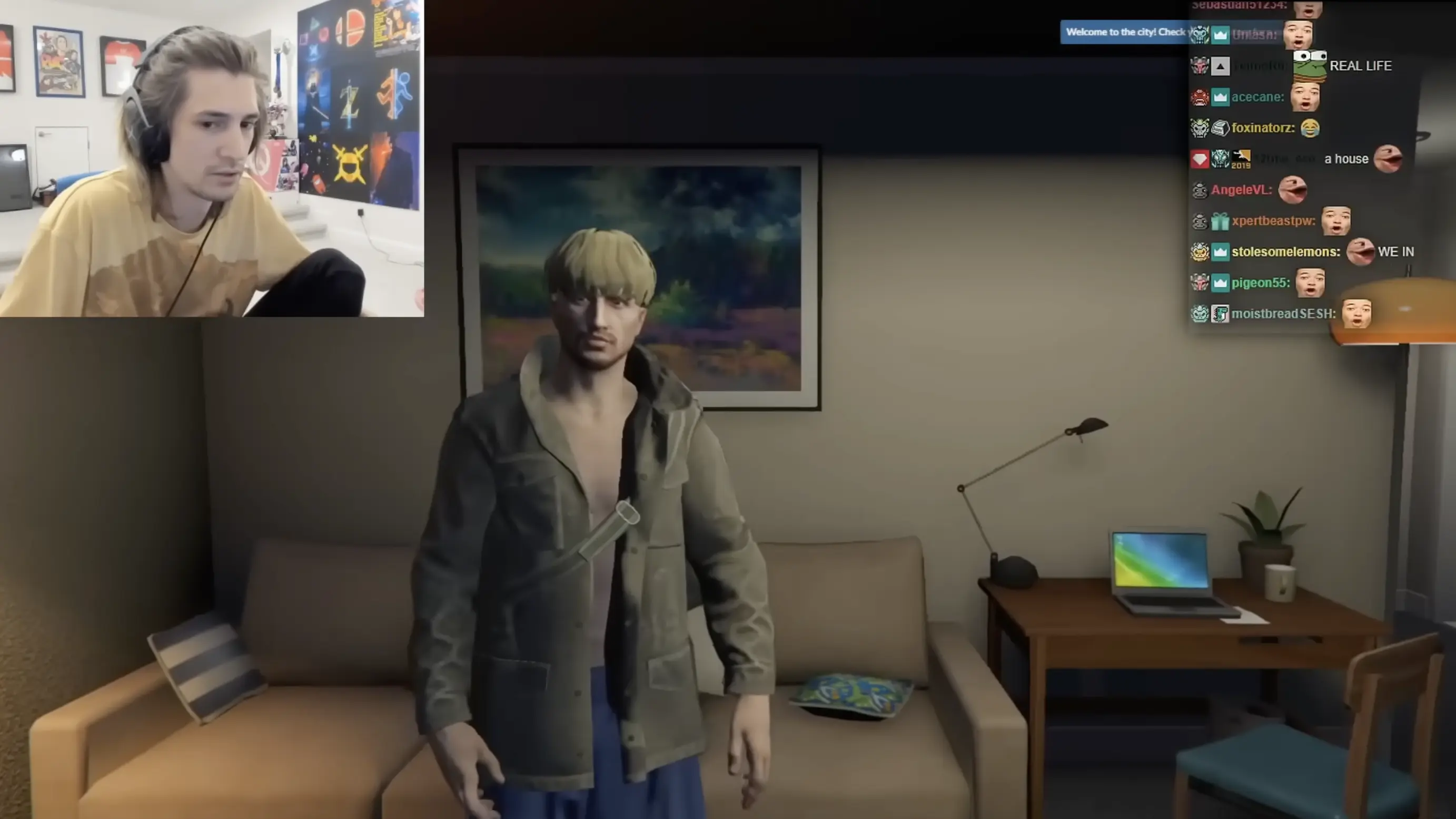 xQc playing GTA RP on stream with his facecam and Twitch chat visible on screen.